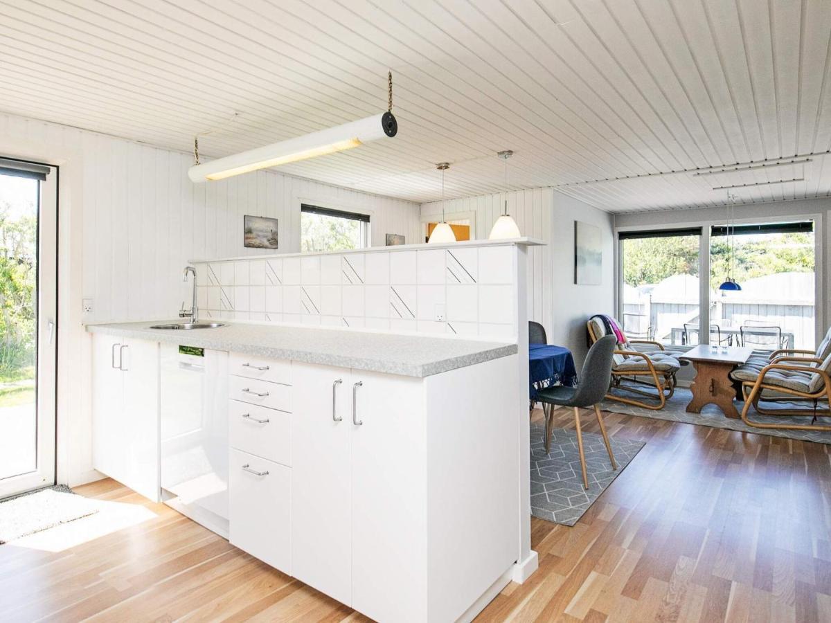 4 Person Holiday Home In L Kken Lokken Luaran gambar