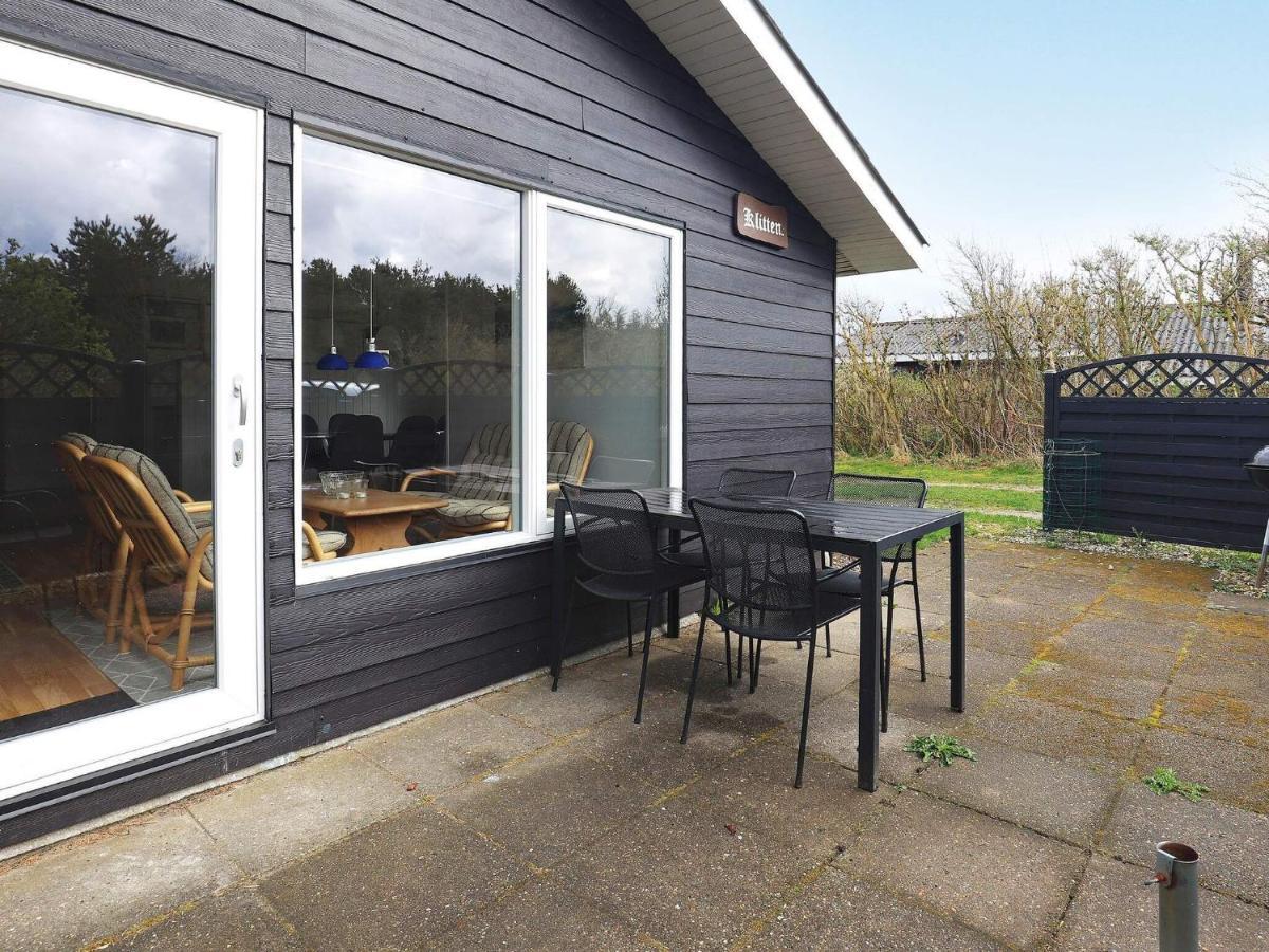 4 Person Holiday Home In L Kken Lokken Luaran gambar